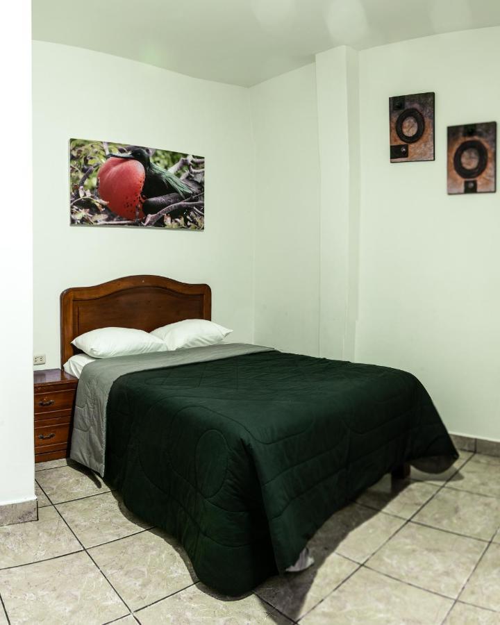 Hospedaje Gran Imperial Tumbes Esterno foto
