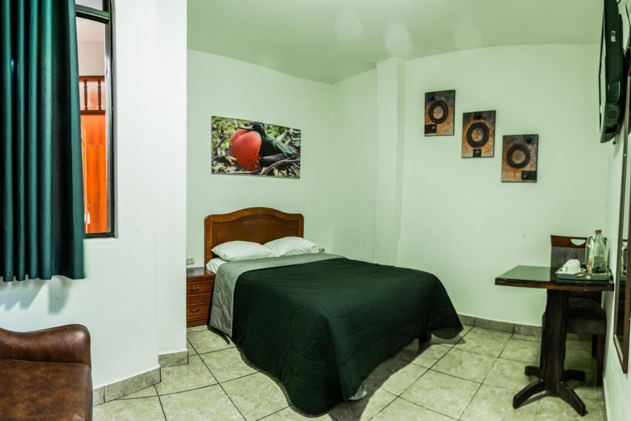 Hospedaje Gran Imperial Tumbes Esterno foto